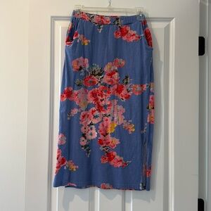 Super cute and comfy Joules skirt